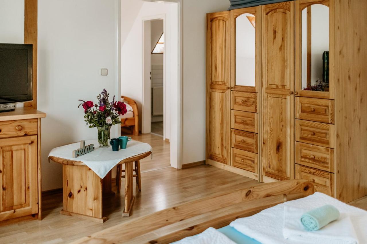 Kek Vendeghaz Family Resort Gyenesdiás Zewnętrze zdjęcie