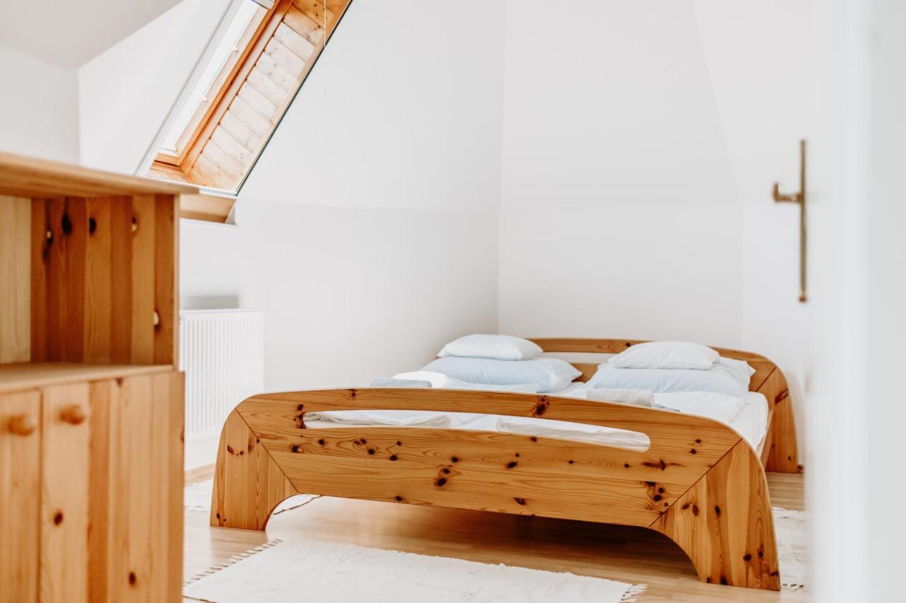 Kek Vendeghaz Family Resort Gyenesdiás Zewnętrze zdjęcie