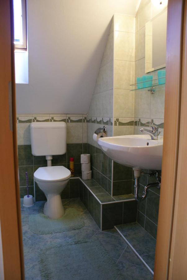 Kek Vendeghaz Family Resort Gyenesdiás Zewnętrze zdjęcie